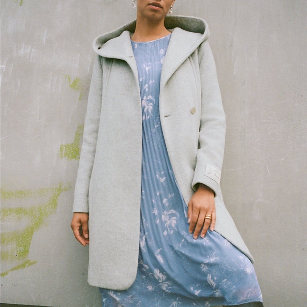 Aritzia borda coat in Heather White 2XS Brand New with tags